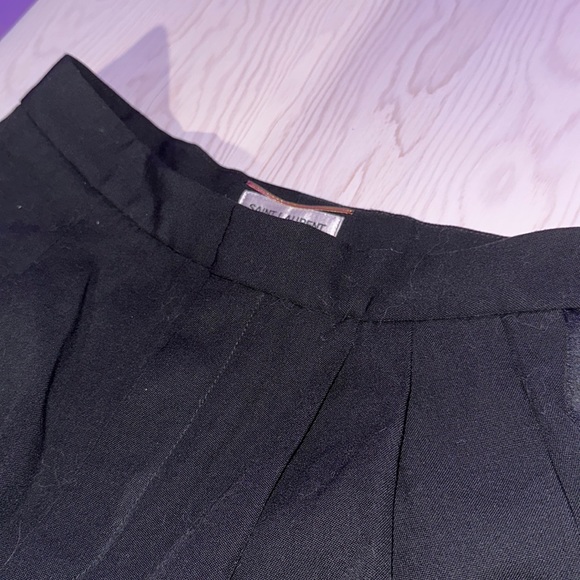 Saint Laurent Pleated Shorts - Picture 2 of 4